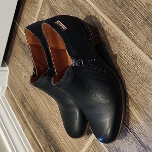 Pikolinos Black Leather Booties